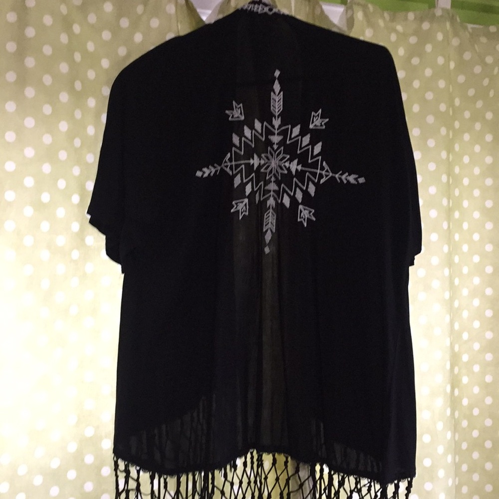 Small Black fringed kimono